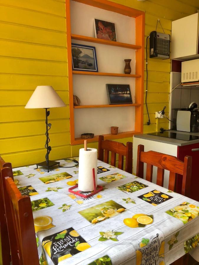 Location Gite Bungalow A 70M De La Plage Bouillante Exterior foto